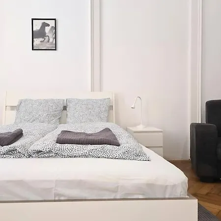Seventh Sense Apartment Budapest